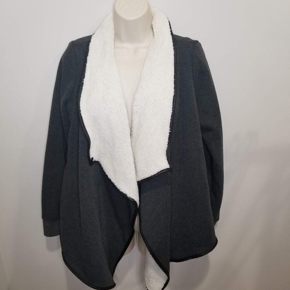 Roma Concept Fleece Cardigan w/ pockets/Medium
